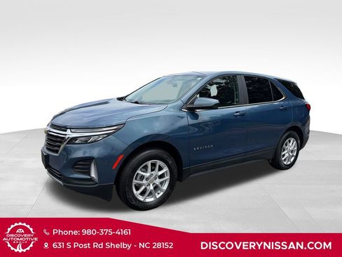 Used 2024 Chevrolet Equinox LT AWD/4WD image 1