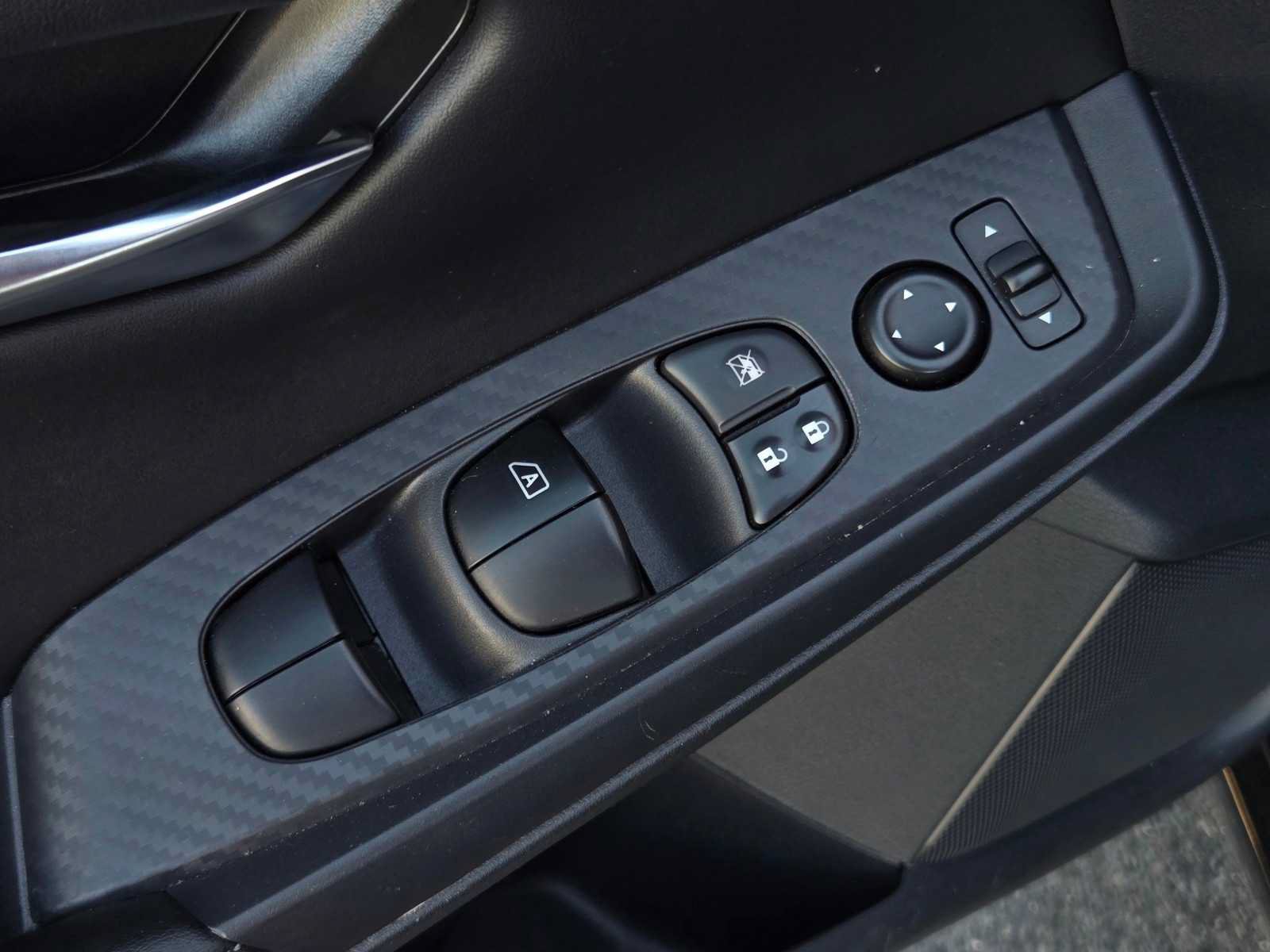 Used 2020 Nissan Sentra SV w/ Electronics Package FWD image 10
