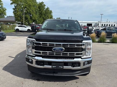 Used 2025 Ford F350 XLT w/ FX4 Off-Road Package AWD/4WD image 8