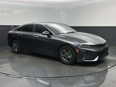 Used 2021 Kia K5 LXS FWD image 1