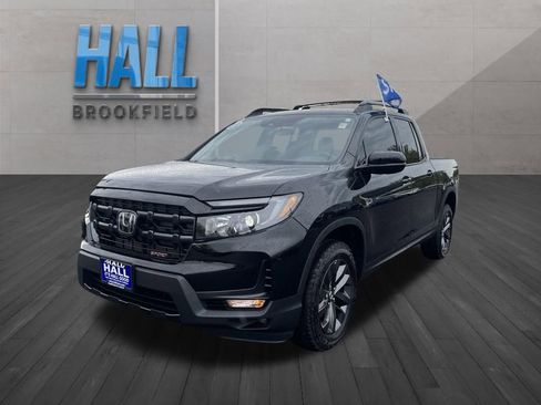 Used 2025 Honda Ridgeline Sport image 1