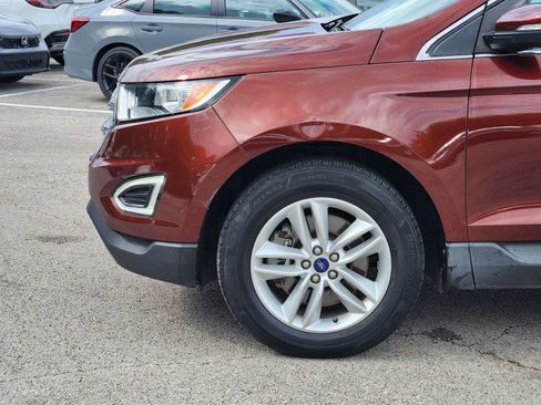 Used 2016 Ford Edge SEL w/ Equipment Group 201A AWD/4WD image 8