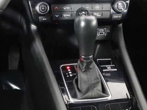 Used 2022 Jeep Compass Latitude FWD image 27
