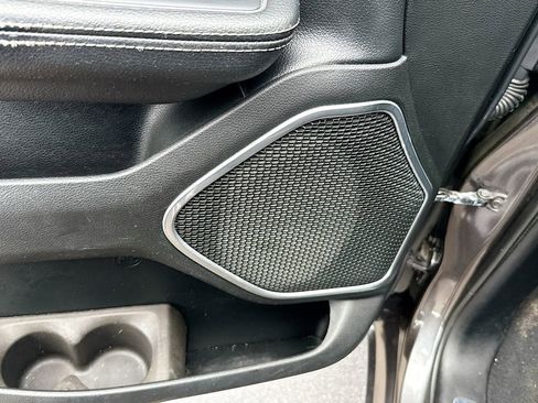 Used 2019 RAM 1500 Laramie w/ Bed Utility Group image 19