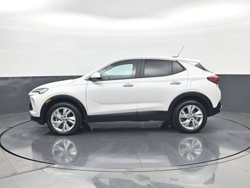 Certified 2024 Buick Encore GX Preferred w/ Comfort Package AWD/4WD image 8