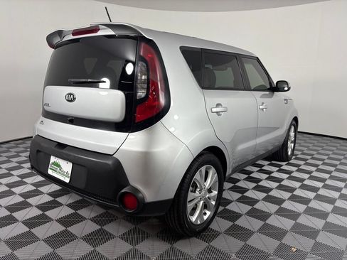 Used 2015 Kia Soul + FWD image 8
