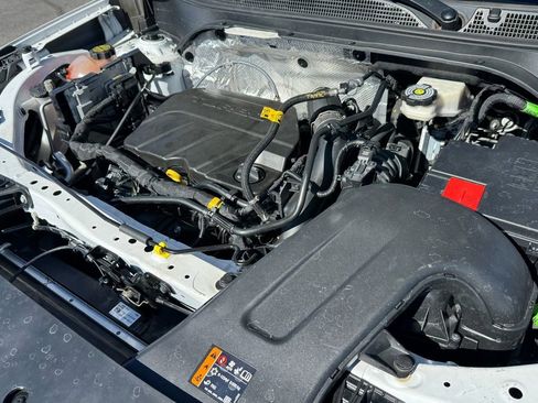 Used 2024 Chevrolet Trax LS w/ LS Convenience Package image 22