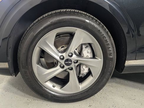 Used 2026 Genesis GV70 2.5T AWD/4WD image 11