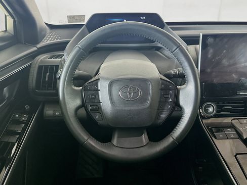Used 2023 Toyota bZ4X XLE image 18