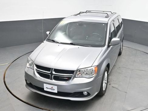 Used 2018 Dodge Grand Caravan SXT FWD image 24