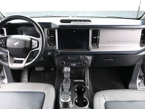 Used 2023 Ford Bronco Outer Banks image 16
