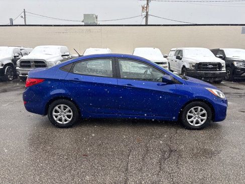 Used 2013 Hyundai Accent GLS image 4