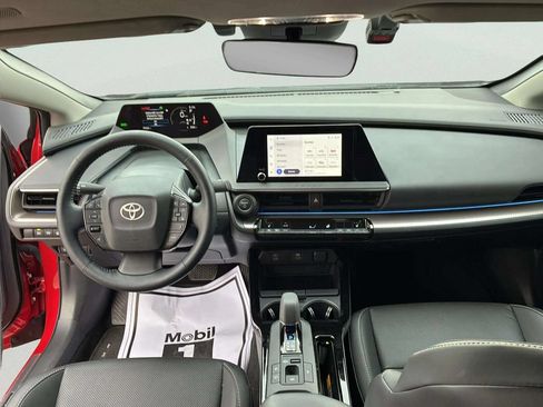 Used 2024 Toyota Prius XLE FWD image 24