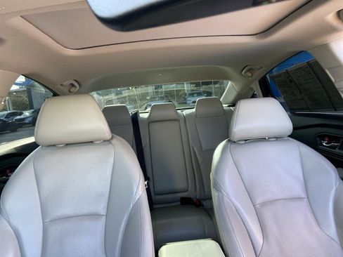 Used 2023 Honda Accord Touring image 19