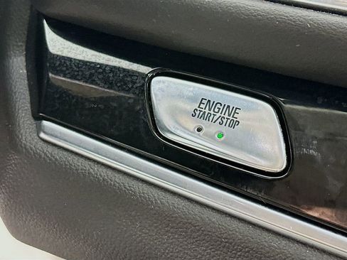 Used 2023 Buick Enclave Avenir w/ Avenir Technology Package AWD/4WD image 22