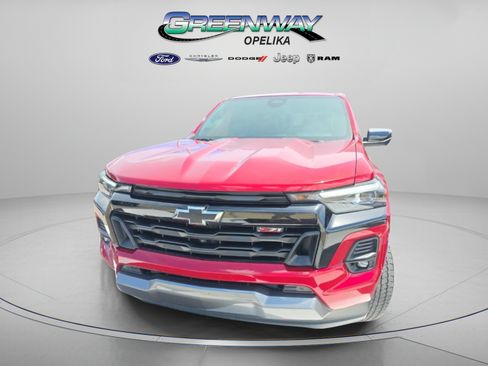 Used 2023 Chevrolet Colorado Z71 w/ Z71 Convenience Package 2 AWD/4WD image 8