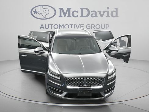 Used 2020 Lincoln Nautilus Reserve w/ Equipment Group 202A AWD/4WD image 43
