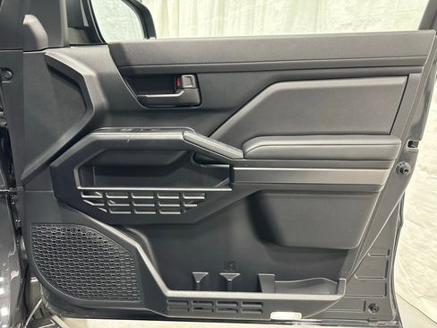 Used 2025 Toyota 4Runner SR5 image 58