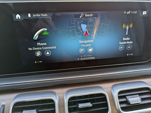 Used 2023 Mercedes-Benz GLS 450 4MATIC image 32