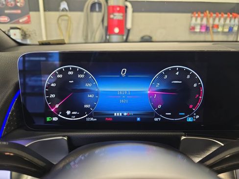 Certified 2025 Mercedes-Benz GLB 250 GLB 250 image 21