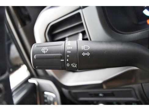 Used 2025 Ford F150 Lariat w/ Equipment Group 502A High image 21