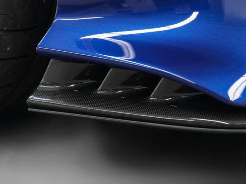 Certified 2022 Ferrari 812 Competizione image 7