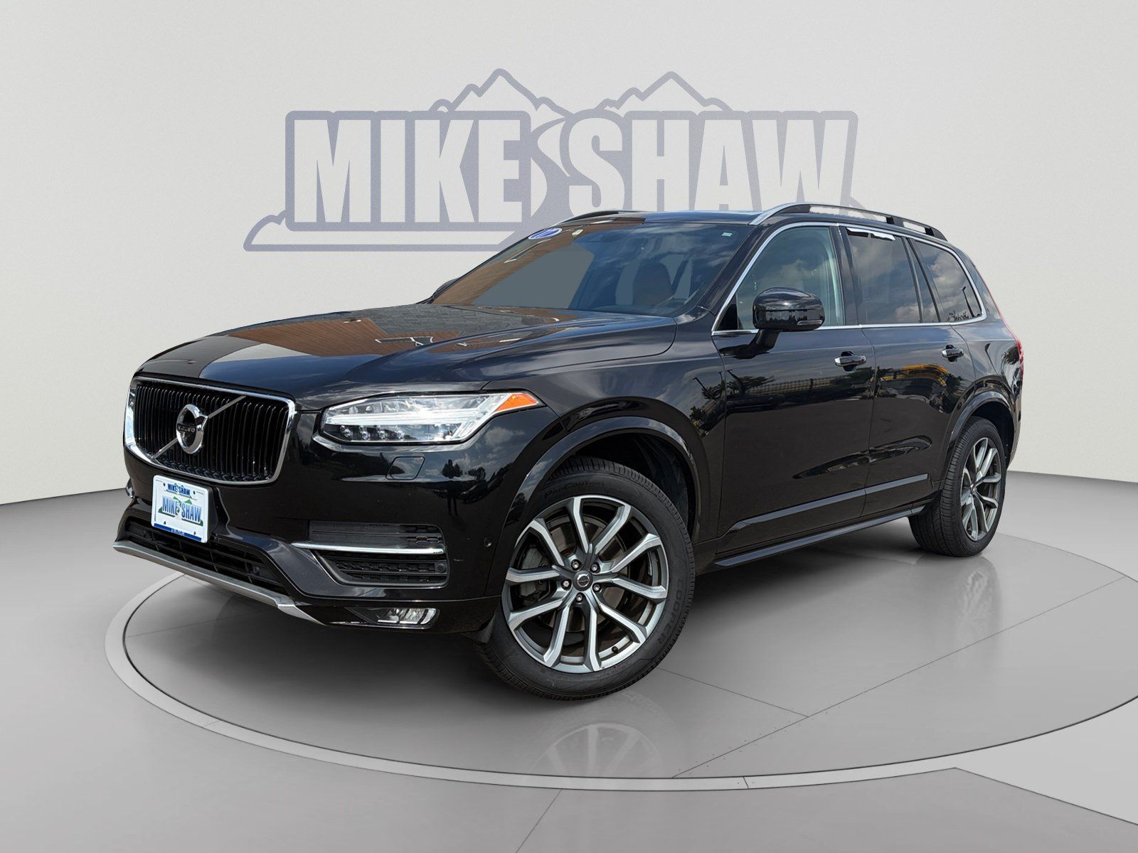 Used 2017 Volvo XC90 T6 Momentum w/ Vision Package AWD/4WD image 1