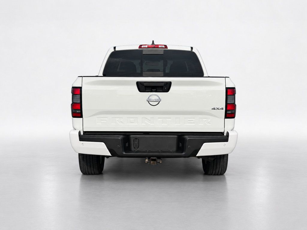 Used 2025 Nissan Frontier SV w/ SV Convenience Package AWD/4WD image 4