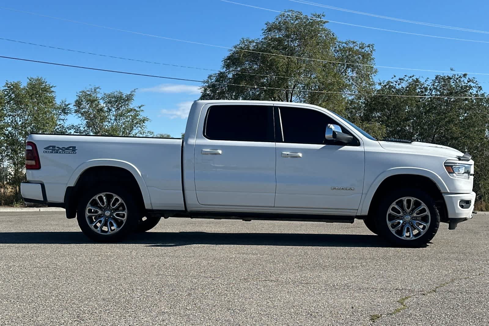 Used 2020 RAM 1500 Laramie AWD/4WD image 8