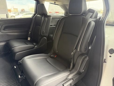 Used 2025 Honda Odyssey Elite image 15