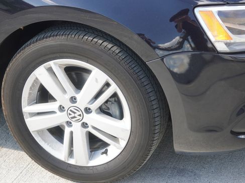 Used 2014 Volkswagen Jetta SEL image 18