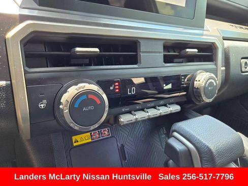 Used 2024 Toyota Tacoma SR5 AWD/4WD image 19