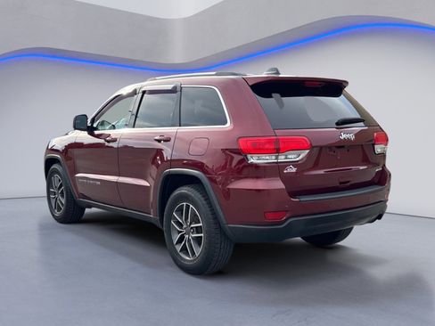 Used 2019 Jeep Grand Cherokee Laredo w/ Laredo X Package image 6