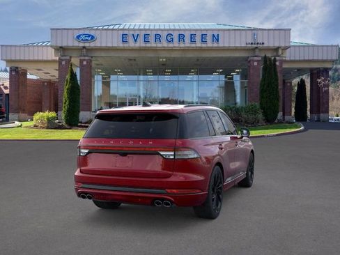 New 2026 Lincoln Aviator Reserve image 8