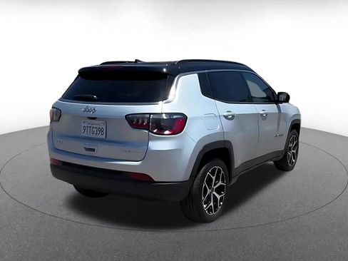 Used 2025 Jeep Compass Limited AWD/4WD image 14