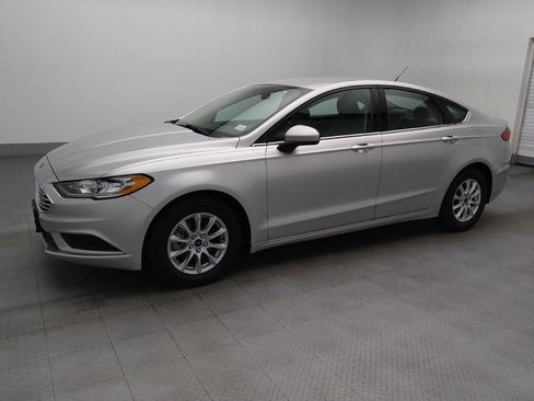 Used 2018 Ford Fusion S FWD image 2