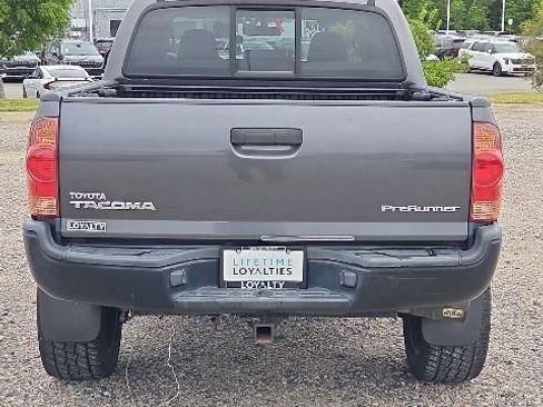 Used 2015 Toyota Tacoma PreRunner w/ Convenience Package RWD image 4