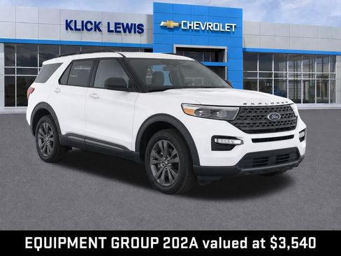 Used 2021 Ford Explorer XLT w/ Equipment Group 202A AWD/4WD image 1