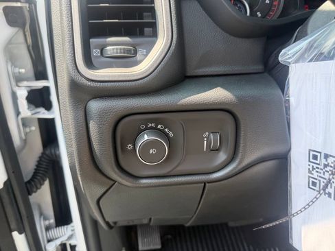 New 2026 RAM 3500 Tradesman w/ Chrome Appearance Group A AWD/4WD image 16