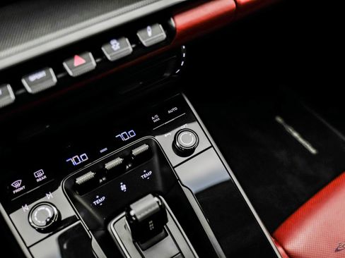 Used 2020 Porsche 911 Carrera image 66