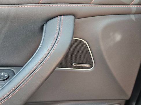 Used 2024 Maserati Levante GT Ultima AWD/4WD image 8