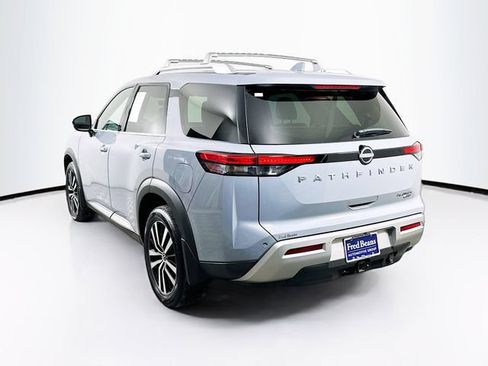 Used 2023 Nissan Pathfinder Platinum AWD/4WD image 8