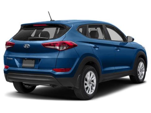 Used 2018 Hyundai Tucson Sport image 2