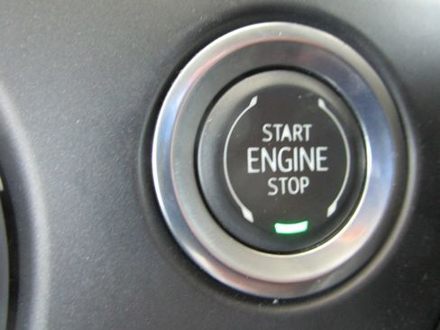 Used 2024 Chevrolet Blazer LT w/ Convenience Package FWD image 32