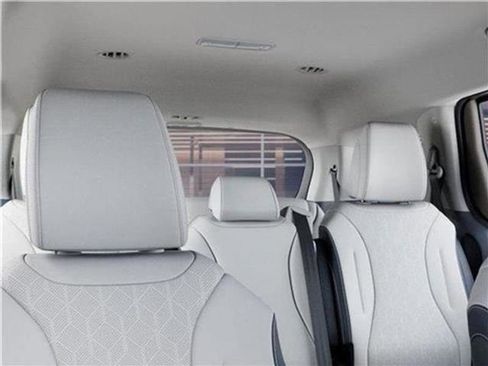 New 2026 Kia Carnival EX image 54