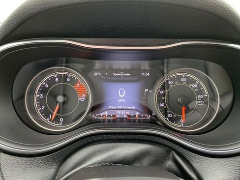 Used 2019 Jeep Cherokee Limited image 19