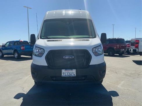 Certified 2025 Ford Transit 250 148 High Roof RWD image 22
