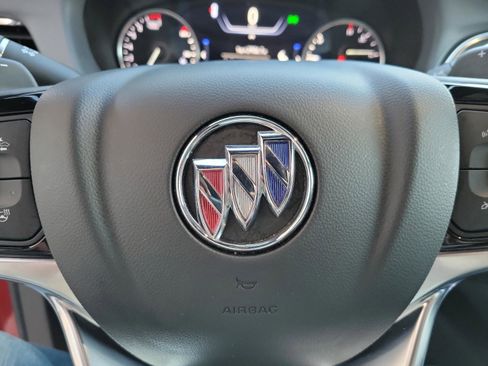 Used 2024 Buick Enclave Premium image 35