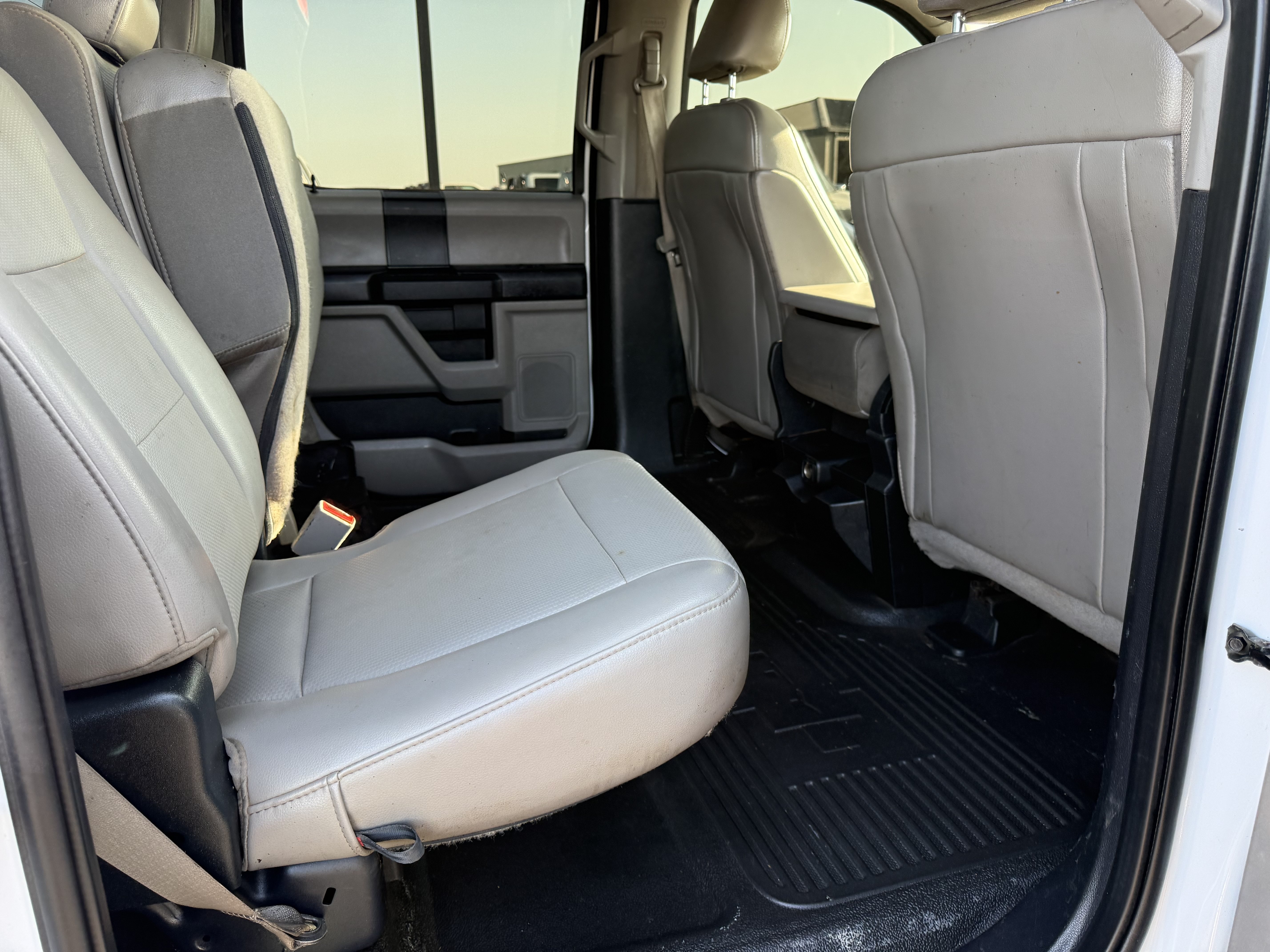 Used 2019 Ford F350 XL w/ Power Equipment Group AWD/4WD image 4