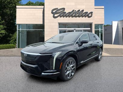 New 2027 Cadillac Optiq Luxury w/ LPO, Floor Liner Package